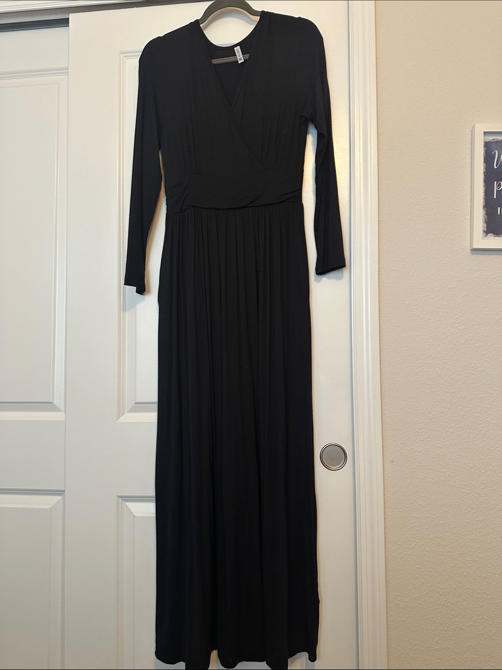 Classic Black Long Sleeve Maxi Dress